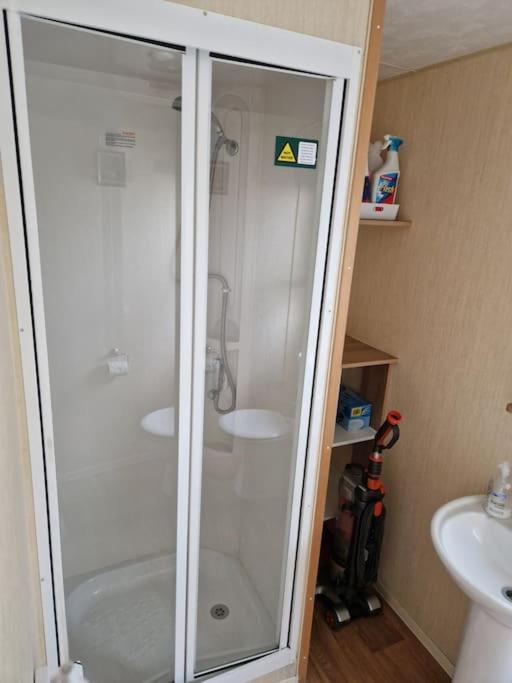 Homely 3 Bed Van @ Weymouth Bay ภายนอก รูปภาพ